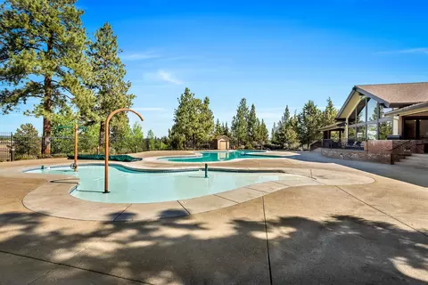 Exterior - 20844 SE Sotra Loop, Bend, OR 97702 photo 7 of 11