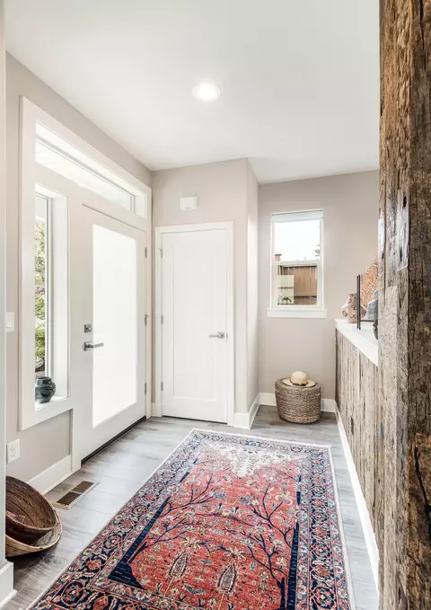Entry Way - 20844 SE Sotra Loop, Bend, OR 97702 photo 1 of 2