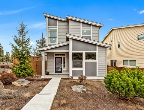 Exterior - 20844 SE Sotra Loop, Bend, OR 97702 photo 2 of 11
