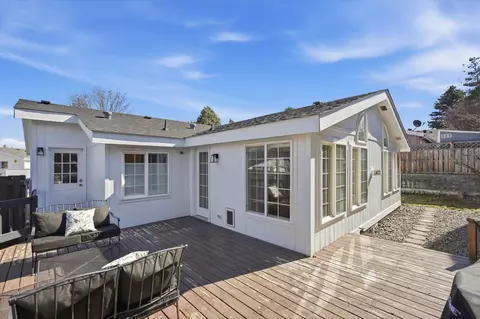 2549 NE Iris Way, Bend, OR 97701 photo 30