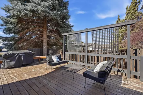 2549 NE Iris Way, Bend, OR 97701 photo 31