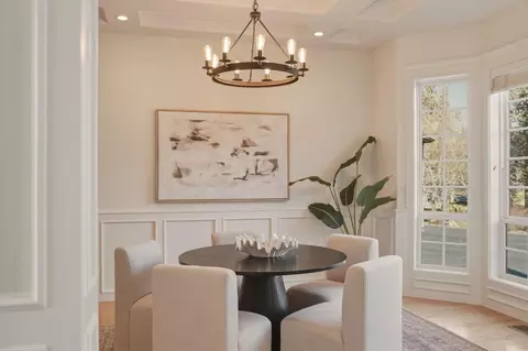 Dining - 21450 Dale Rd, Bend, OR 97701 photo 1 of 5