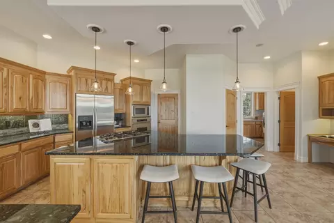 Kitchen - 21450 Dale Rd, Bend, OR 97701 photo 1 of 5