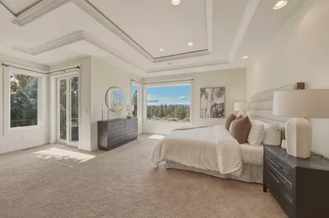 Bedroom - 21450 Dale Rd, Bend, OR 97701 photo 1 of 9