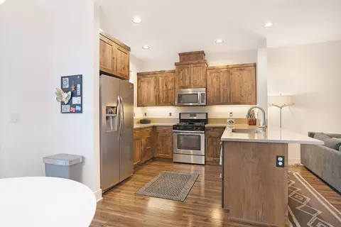 Kitchen - 612 NE Vail Ln, Bend, OR 97701 photo 1 of 4