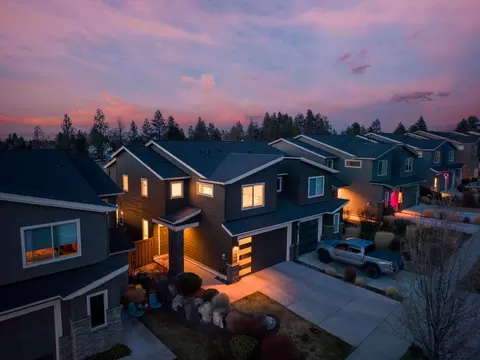 View/Area - 612 NE Vail Ln, Bend, OR 97701 photo 1 of 4