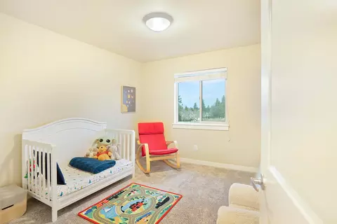 Bedroom - 612 NE Vail Ln, Bend, OR 97701 photo 4 of 4