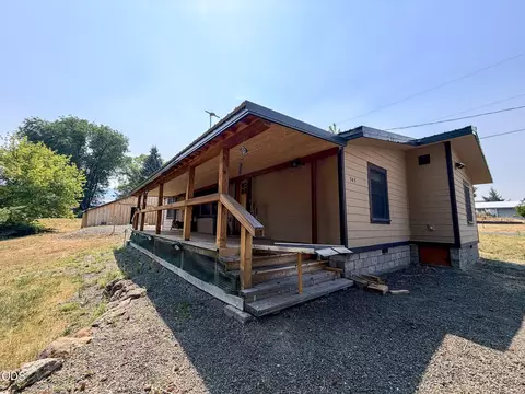345 2nd St, Long Creek, OR 97856