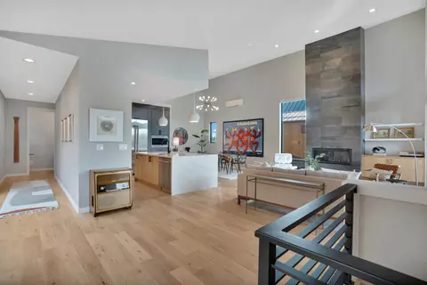 Entry Way - 61250 Meeks Trl, Bend, OR 97702 photo 2 of 3