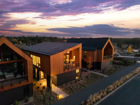 61250 Meeks Trl, Bend, OR 97702
