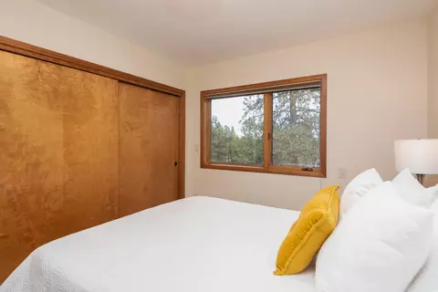 2425 NW Tower Rock Rd, Bend, OR 97703 photo 33