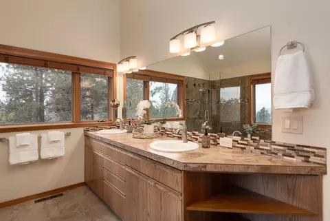 2425 NW Tower Rock Rd, Bend, OR 97703 photo 23