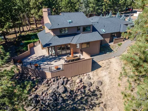 2425 NW Tower Rock Rd, Bend, OR 97703 photo 46