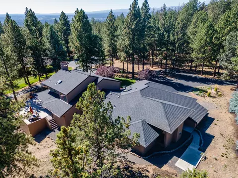 2425 NW Tower Rock Rd, Bend, OR 97703 photo 47