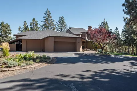 2425 NW Tower Rock Rd, Bend, OR 97703 photo 2