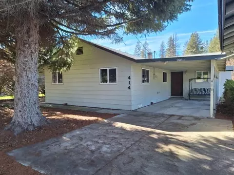 Exterior - 414 N Baker Ave, Chiloquin, OR 97624 photo 2 of 11