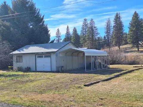 Exterior - 414 N Baker Ave, Chiloquin, OR 97624 photo 8 of 11