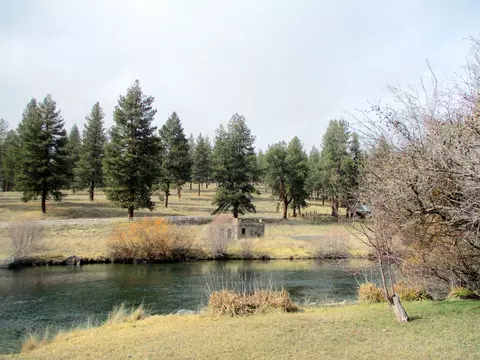 View/Area - 414 N Baker Ave, Chiloquin, OR 97624 photo 6 of 8
