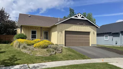20648 Beaumont Dr, Bend, OR 97701