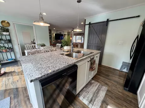 15675 Holiday Ct, La Pine, OR 97739 photo 14