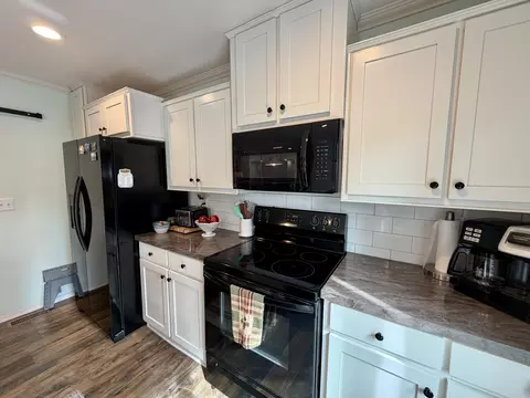 15675 Holiday Ct, La Pine, OR 97739 photo 13