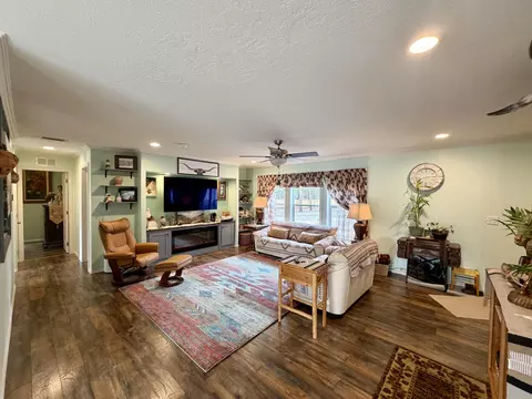 15675 Holiday Ct, La Pine, OR 97739 photo 7