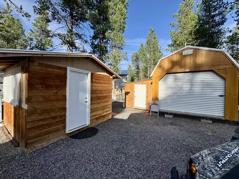 15675 Holiday Ct, La Pine, OR 97739 photo 39