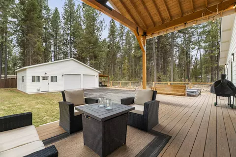 Exterior - 17133 Norwalk Rd, Bend, OR 97707 photo 8 of 9