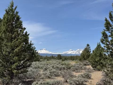 17949 Cascade Estates Dr, Bend, OR 97703