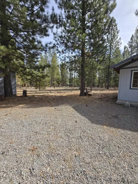 51924 Mowich Ln, La Pine, OR 97739 photo 12