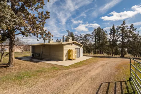 65320 Hwy 20, Bend, OR 97703 photo 25