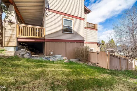 Exterior - 3130 NW Colonial Dr, Bend, OR 97703 photo 15 of 26