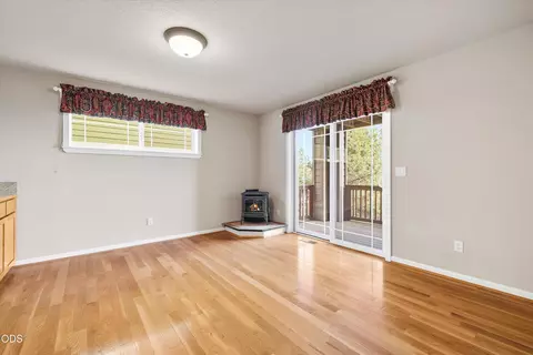 Living - 3130 NW Colonial Dr, Bend, OR 97703 photo 4 of 4