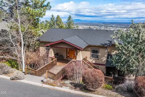 Exterior - 3130 NW Colonial Dr, Bend, OR 97703 photo 20 of 26