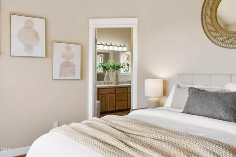 Bedroom - 3130 NW Colonial Dr, Bend, OR 97703 photo 1 of 7