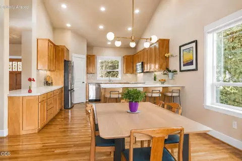 Dining - 3130 NW Colonial Dr, Bend, OR 97703 photo 2 of 3
