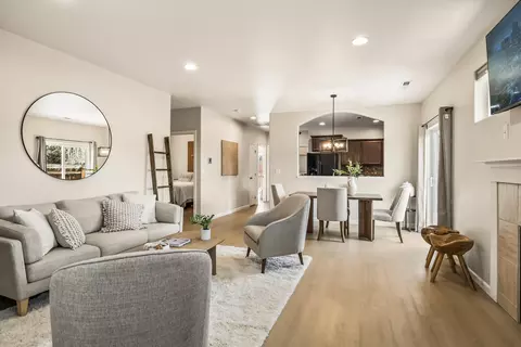 2745 NE Aldrich Ave, Bend, OR 97701