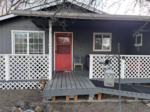 517 SW Marshall St, Madras, OR 97741