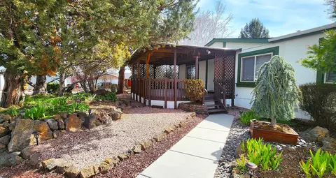 63741 Cascade Village Dr #78, Bend, OR 97701