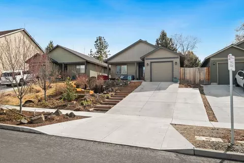 21279 Thornhill Ln, Bend, OR 97701