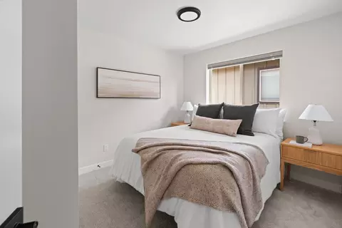 Bedroom - 21279 Thornhill Ln, Bend, OR 97701 photo 1 of 3