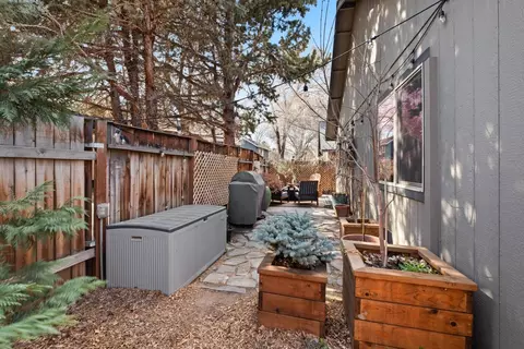 Exterior - 21279 Thornhill Ln, Bend, OR 97701 photo 10 of 10