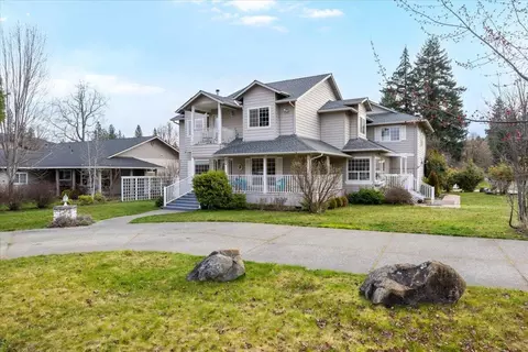 Exterior - 835 Redwood Ave, Butte Falls, OR 97522 photo 3 of 10