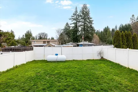 Exterior - 835 Redwood Ave, Butte Falls, OR 97522 photo 9 of 10