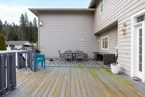Exterior - 835 Redwood Ave, Butte Falls, OR 97522 photo 7 of 10