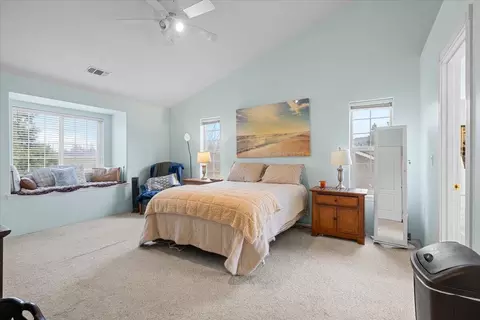 Bedroom - 835 Redwood Ave, Butte Falls, OR 97522 photo 1 of 5