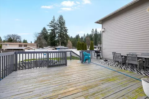 Exterior - 835 Redwood Ave, Butte Falls, OR 97522 photo 6 of 10