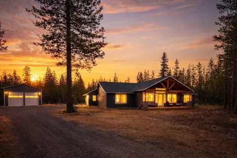53080 Day Rd, La Pine, OR 97739
