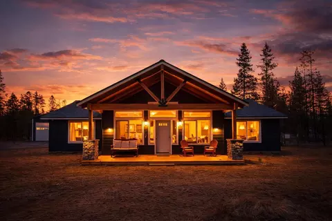 53080 Day Rd, La Pine, OR 97739