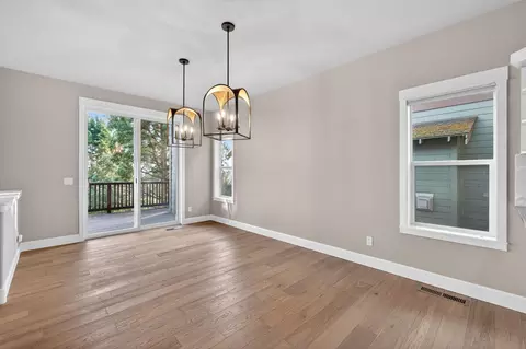 Dining - 3122 NW Colonial Dr, Bend, OR 97703 photo 1 of 1